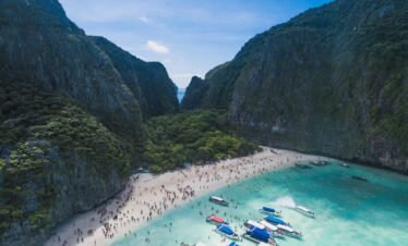 Maya Bay- Krabi-Phi Phi-Phuket 5N 6D